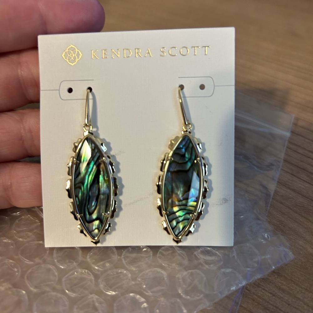 KENDRA SCOTT GOLD GENEVIEVE DROP
EARRINGS IN ABALONE NWT - Picture 3 of 4